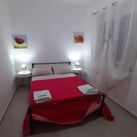 Апартаменты Holiday Park Home Сан-Леоне
