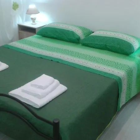 Апартаменты Holiday Park Home Сан-Леоне